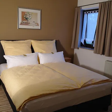 Heidehotel Jagdhof Gmbh Bed & Breakfast 3*