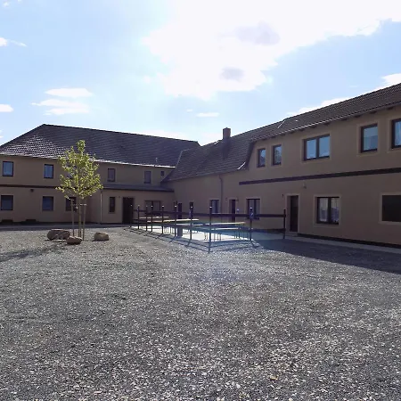 Bed & Breakfast Heidehotel Jagdhof Gmbh Dobra